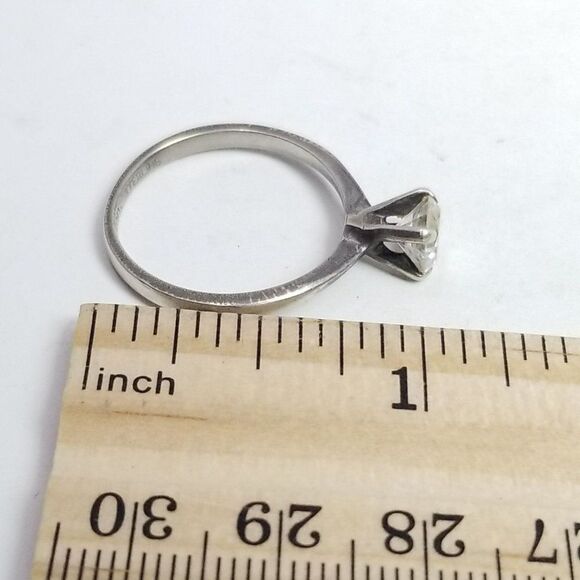Vintage Sterling silver Avon Solitaire Ring, Size 9 Band, Engagement - Picture 8 of 9